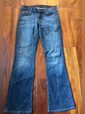 For All Mankind Women’s Blue Denim Flared Jeans made in USA size 27